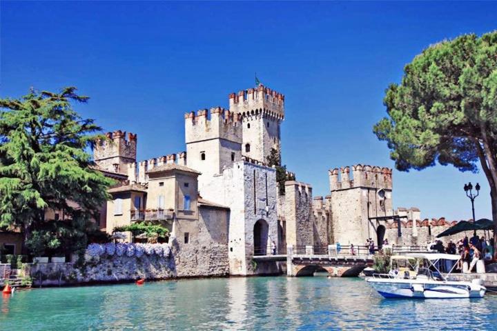 Residenza Principe Amedeo City Center Free Parking Vérone Extérieur photo